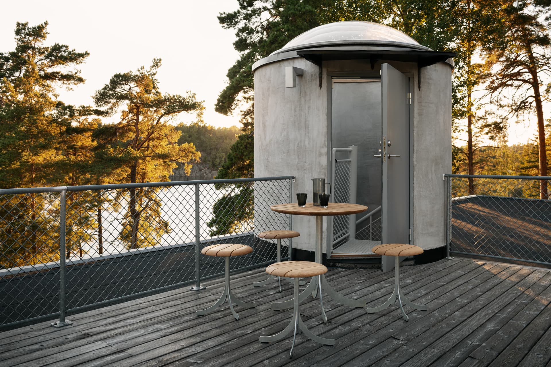 Stools & benches